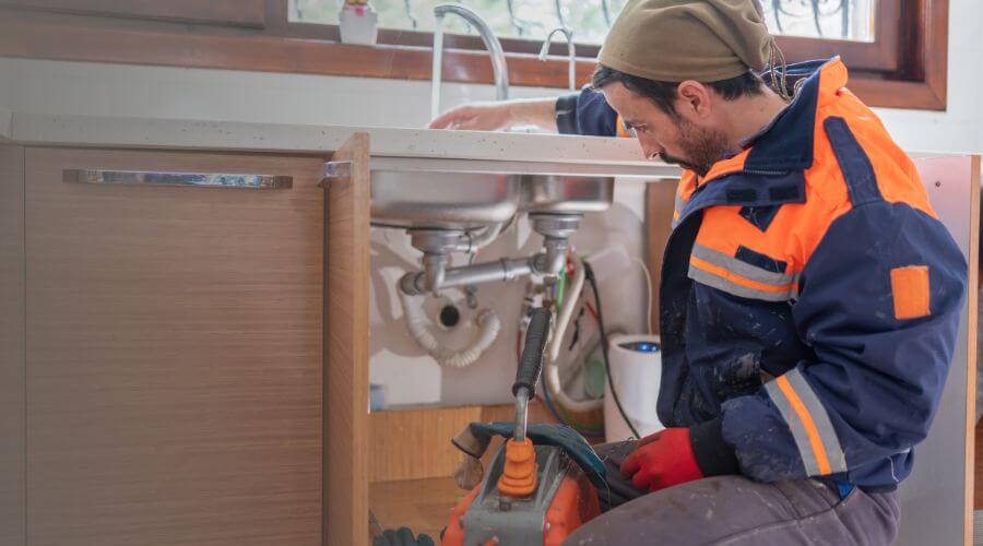 Local annual plumbing maintenance in Syracuse, IN